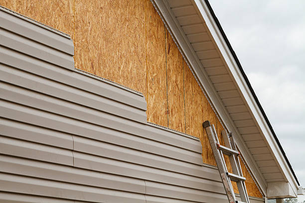 24/7 Emergency Siding experts in Claridge, PA